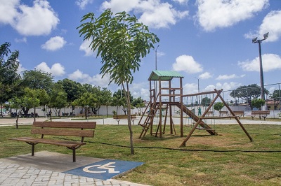 Praça durante obras