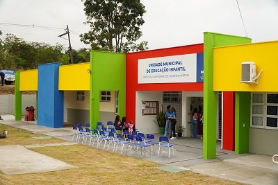 Fachada da creche